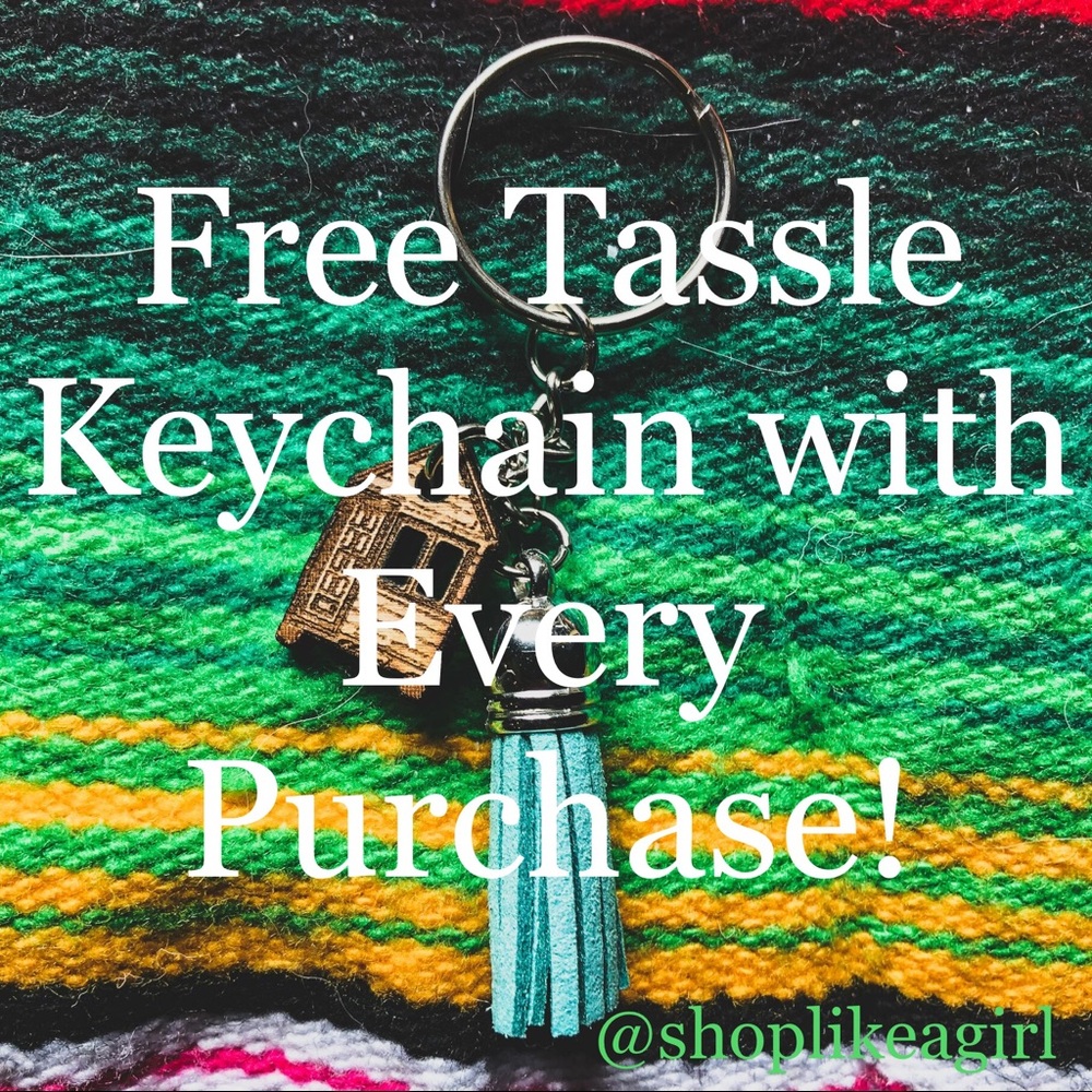 🆓Tassle Keychain with Every Purchase!🆓